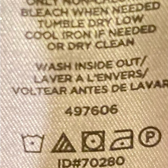 LOFT Navy 4” Shorts Military Gold Buttons in Perfect Condition Size 6 - Picture 5 of 5